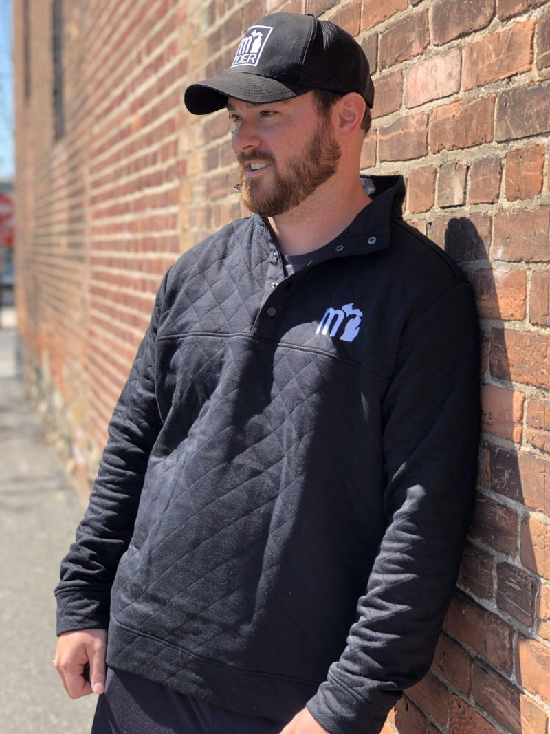 Load image into Gallery viewer, mi State of Mind pullover Black w/ White Logo / S mi Quilted Snap Pullover
