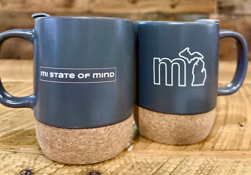 Load image into Gallery viewer, mi State of Mind Mug Gray mi Desktop Mug w/ Lid (14oz.)
