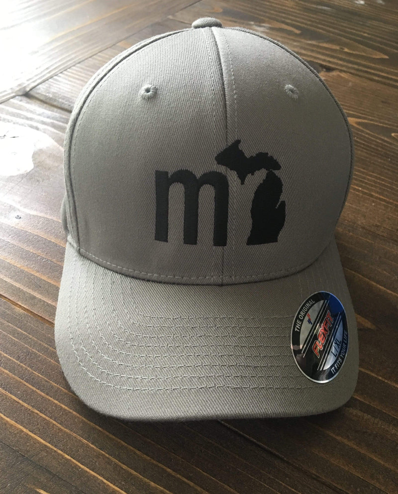 Load image into Gallery viewer, mi State of Mind Headwear Grey w/ Black Logo / S/M mi Fitted FlexFit Cap (NEW! 4 colors)
